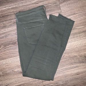 Universal Thread Military Green Midrise Jegging